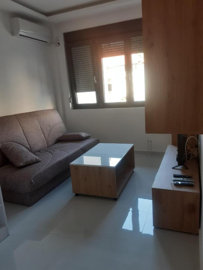 Stojanovic Apartments Ниш Екстер'єр фото